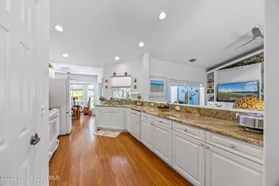 109 Thunderbird Drive, Sebastian, FL 32958 - Photo 12