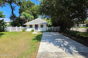 2101 Hallwood Pl, Melbourne, FL 32901 - Photo 2