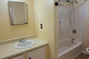 2101 Hallwood Pl, Melbourne, FL 32901 - Photo 14