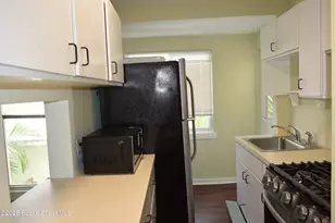 658 Young St, Melbourne, FL 32935 - Photo 8