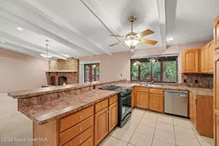 8001 Pine Needle Ln, West Melbourne, FL 32904 - Photo 14