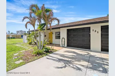 121 Franklyn Ave Avenue #East, Indialantic, FL 32903 - Photo 1