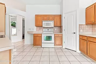 511 Royston Ln, Melbourne, FL 32940 - Photo 10