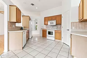 511 Royston Ln, Melbourne, FL 32940 - Photo 8