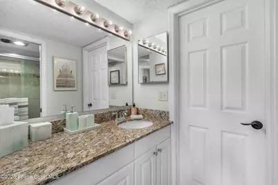 3209 S Lakeview Circle #8202, Fort Pierce, FL 34949 - Photo 18