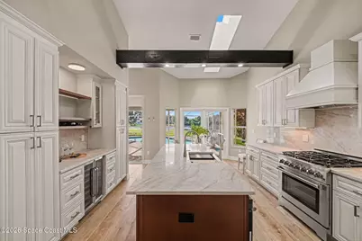 804 Spanish Cove Drive NW, Melbourne, FL 32940 - Photo 8