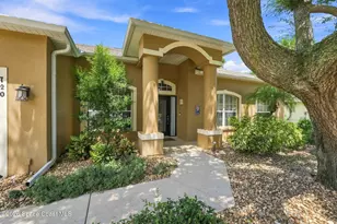 720 Spring Oak Dr, Melbourne, FL 32901 - Photo 2