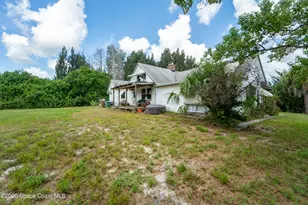 6715 Whispering Pines Ln, Grant-Valkaria, FL 32949 - Photo 6