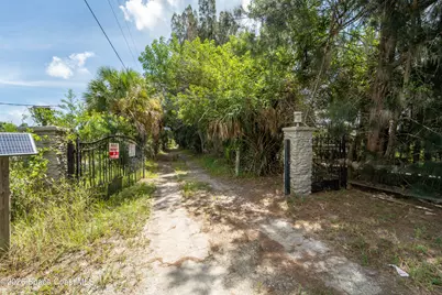 6715 Whispering Pines Lane, Grant-Valkaria, FL 32949 - Photo 20