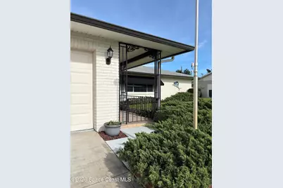 629 Ebony Street, Melbourne, FL 32935 - Photo 2