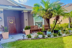 202 Teaberry Dr NW, Palm Bay, FL 32907 - Photo 2