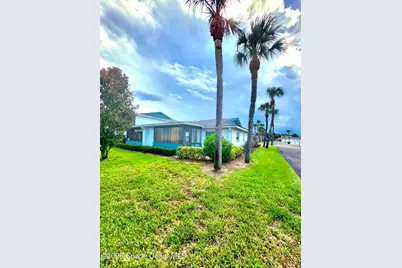 290 Paradise Boulevard #13, Melbourne, FL 32903 - Photo 2