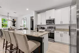 560 Topeka Rd SW, Palm Bay, FL 32908 - Photo 12