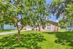 6044 Fauna Ln, Apollo Beach, FL 33572 - Photo 2