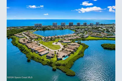 3209 S Lakeview Circle #8105, Fort Pierce, FL 34949 - Photo 2