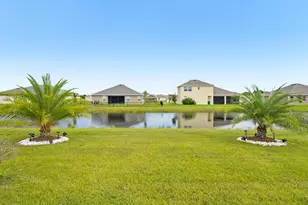 6815 Topaz Dr, Grant-Valkaria, FL 32949 - Photo 32