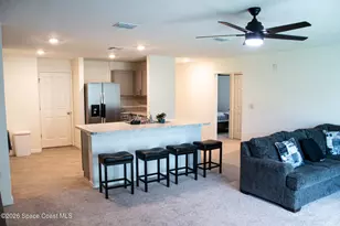 593 Haleybury St SW, Palm Bay, FL 32908 - Photo 4
