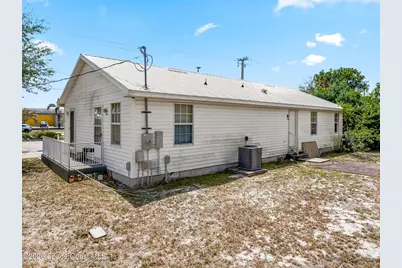 5660 Micco Road, Sebastian, FL 32976 - Photo 20