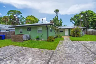2036 19th Ave, Vero Beach, FL 32960 - Photo 4