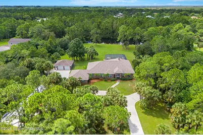5453 The Willows Drive, Melbourne, FL 32934 - Photo 2