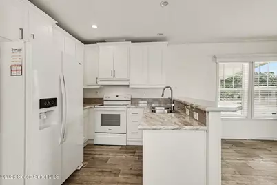 220 Blossom Lane NE, Palm Bay, FL 32907 - Photo 4