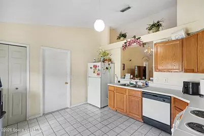 3615 Egret Drive, Melbourne, FL 32901 - Photo 4