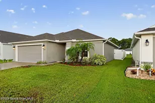 1028 Corbin Cir SW, Palm Bay, FL 32908 - Photo 2
