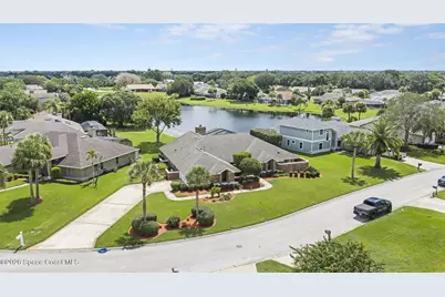 1293 Silver Lake Drive, Melbourne, FL 32940 - Photo 4
