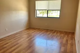 901 Hickory St, Melbourne, FL 32901 - Photo 2