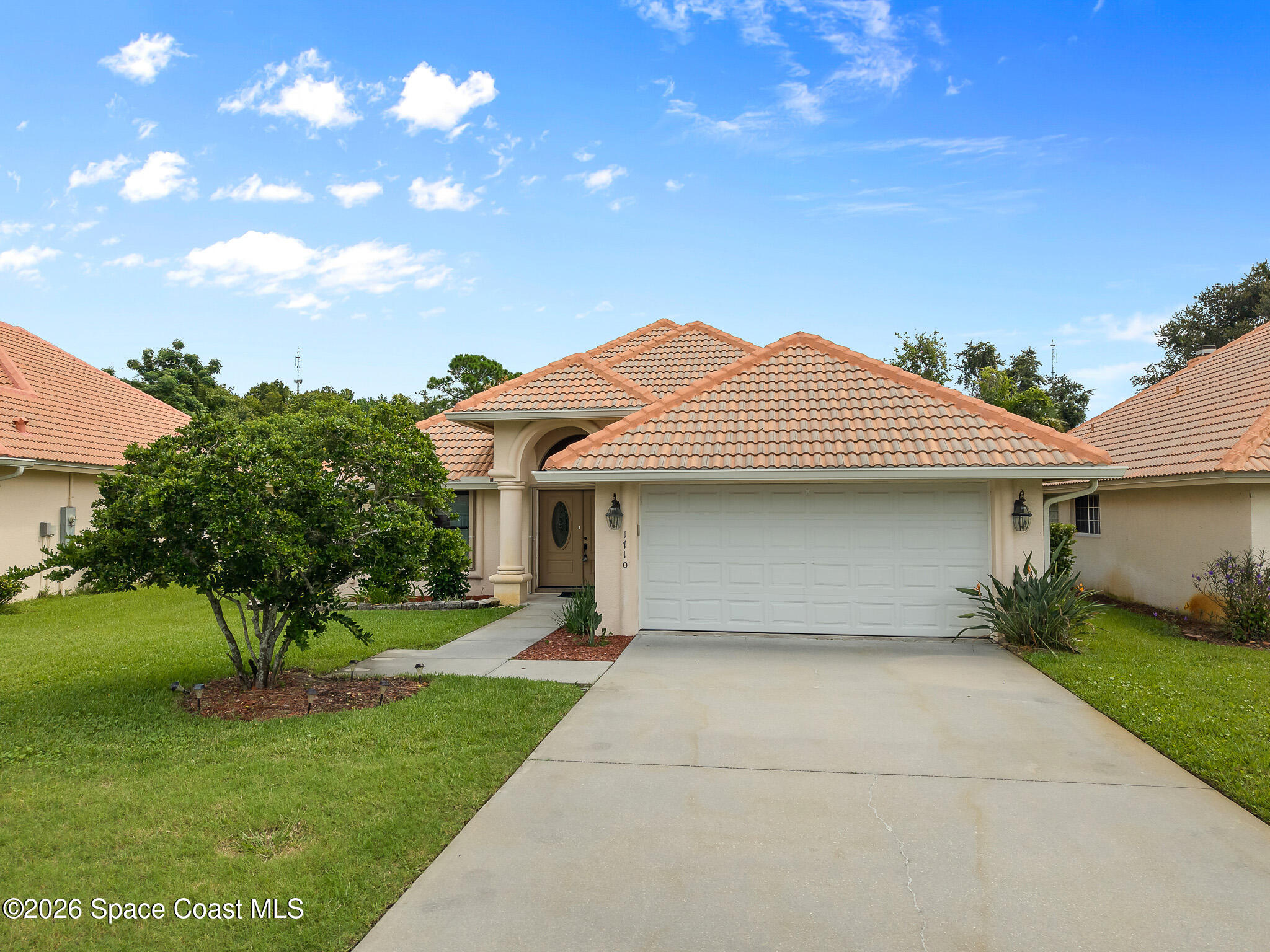 1710 James Cir