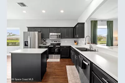 1401 Bridgeport Circle, Rockledge, FL 32955 - Photo 2