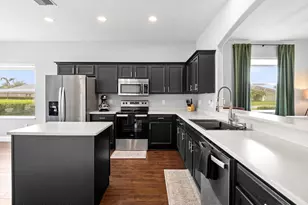 1401 Bridgeport Cir, Rockledge, FL 32955 - Photo 2