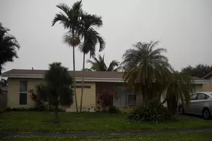 8920 NW 8th St, Pembroke Pines, FL 33024 - Photo 1
