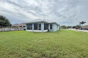 4210 Aria Dr, Melbourne, FL 32904 - Photo 8
