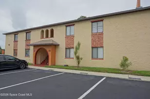 166 San Juan Cir, Melbourne, FL 32935 - Photo 2