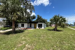 1041 Rosella Ln, Titusville, FL 32780 - Photo 4