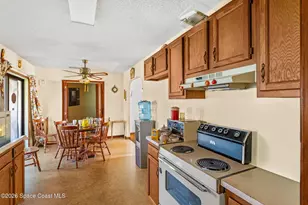 854 Carnation Ave SE, Palm Bay, FL 32909 - Photo 10