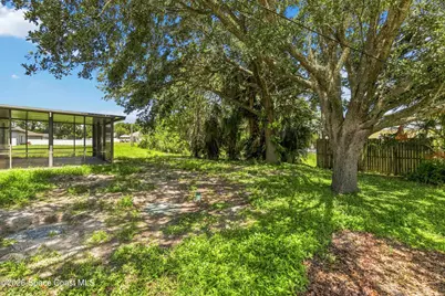133 Hilton Avenue NW, Palm Bay, FL 32907 - Photo 30