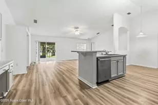 133 Hilton Ave NW, Palm Bay, FL 32907 - Photo 6