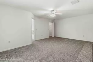 133 Hilton Ave NW, Palm Bay, FL 32907 - Photo 18