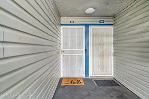 4890 Lake Waterford Way W, West Melbourne, FL 32904 - Photo 22