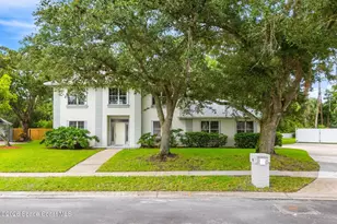 578 Lake Ashley Cir, West Melbourne, FL 32904 - Photo 1