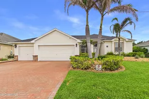 190 Brandy Creek Cir SE, Palm Bay, FL 32909 - Photo 4