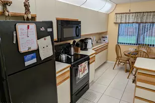 9025 Manchester Ln, West Melbourne, FL 32904 - Photo 16