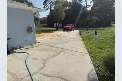 219 Wilton Avenue SW, Palm Bay, FL 32908 - Photo 26