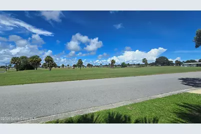 1471 Barefoot Circle, Barefoot Bay, FL 32976 - Photo 2