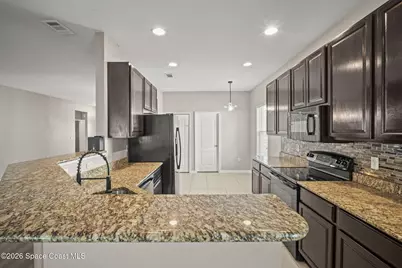 2071 Neveah Avenue NW, Palm Bay, FL 32907 - Photo 10