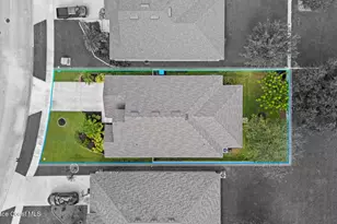2071 Neveah Ave NW, Palm Bay, FL 32907 - Photo 2