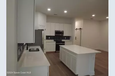 2261 Highland Avenue, Melbourne, FL 32935 - Photo 6