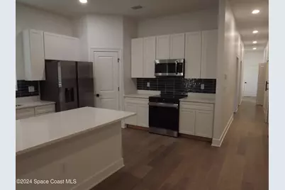 2261 Highland Avenue, Melbourne, FL 32935 - Photo 4